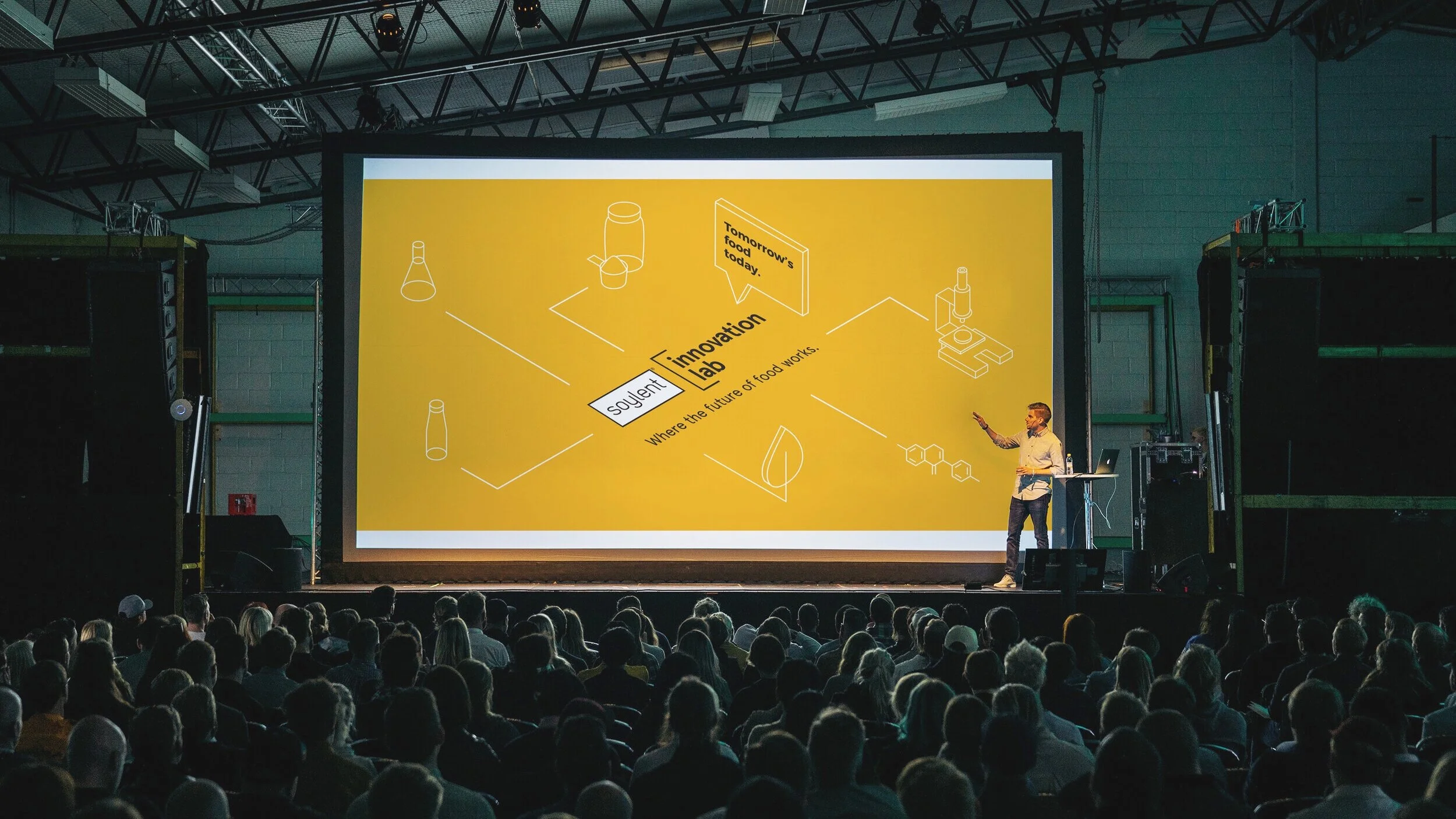 teemu-paananen-bzdhc5b3Bxs-unsplash copy.jpg