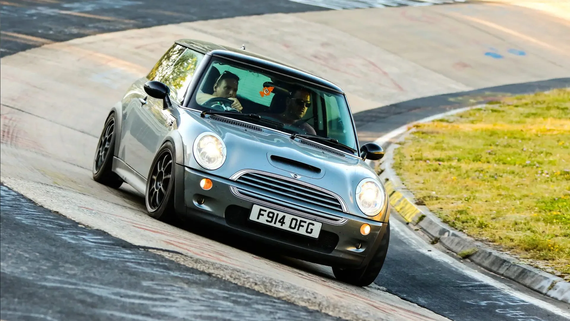 Mini Cooper S (R53): The Supercharged Labrador