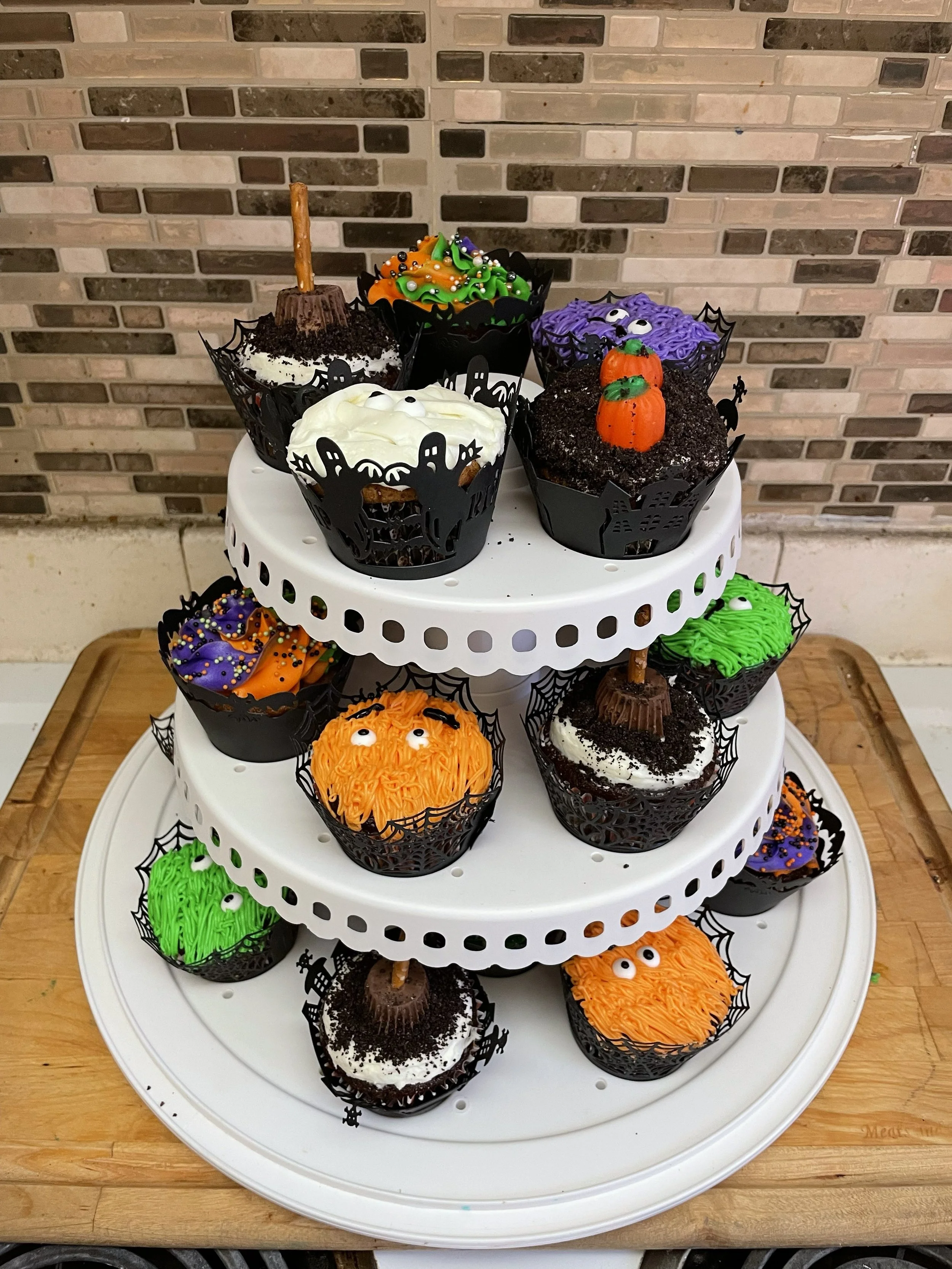 spooky cupcakes.jpeg