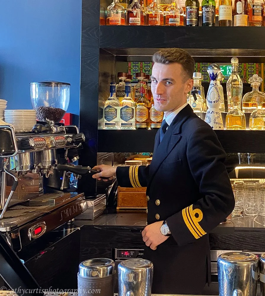 Waiter Bartender London.jpg