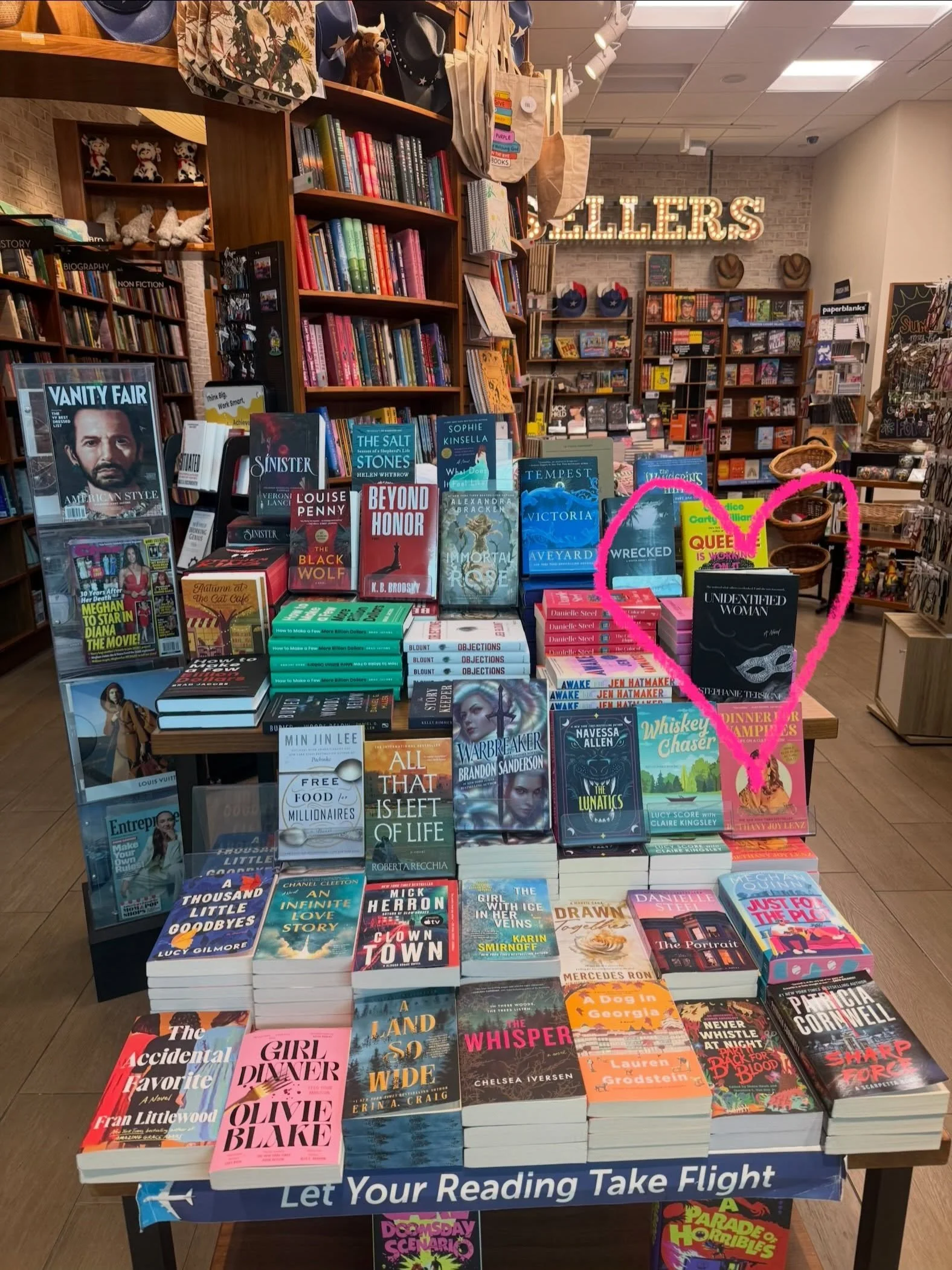 Left signed copies of my book at the Dallas Love Airport and the @theadolphushotel !🖤📖✍🏽