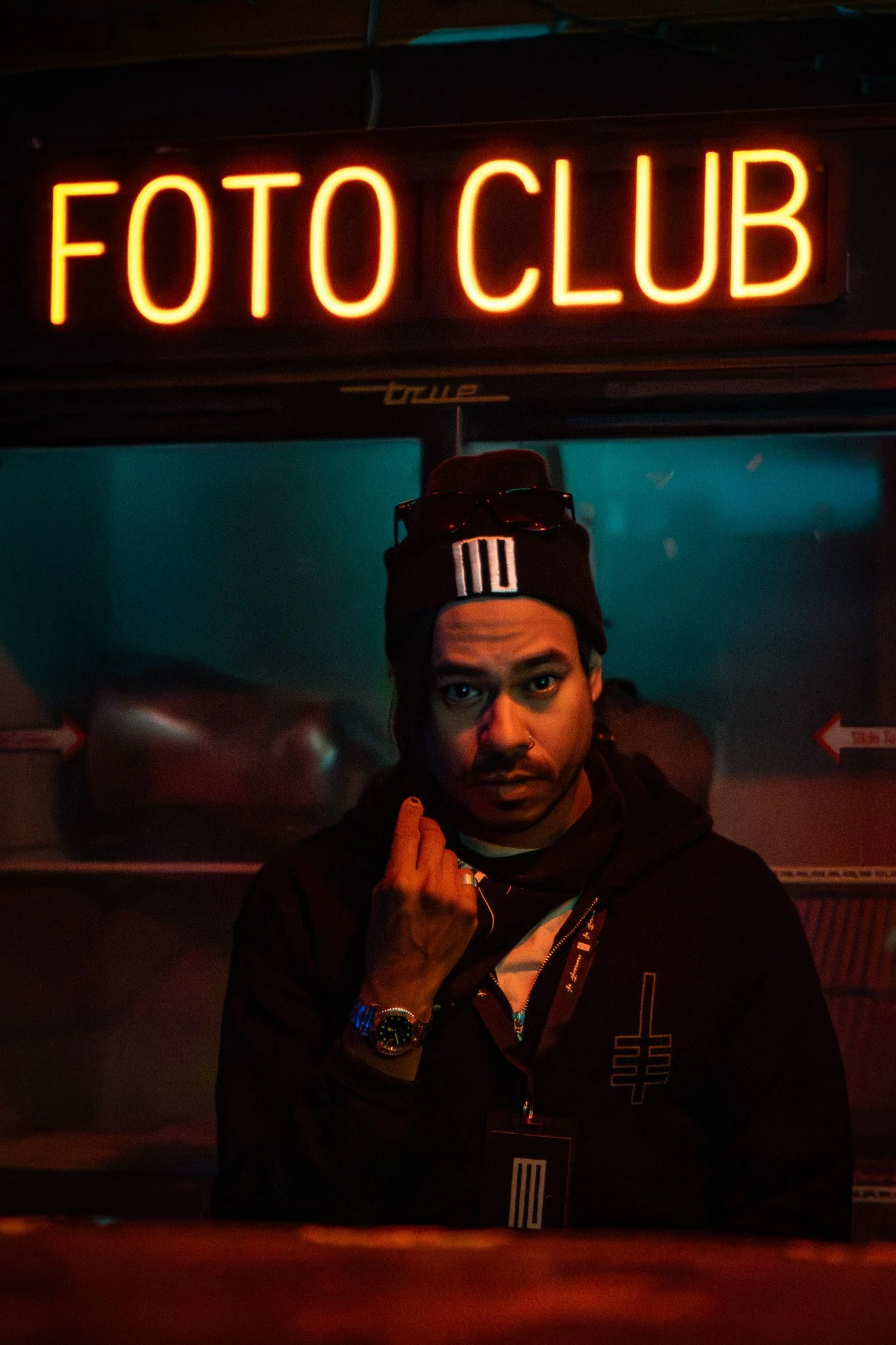 Pre-show promo shots of Benny in Philly