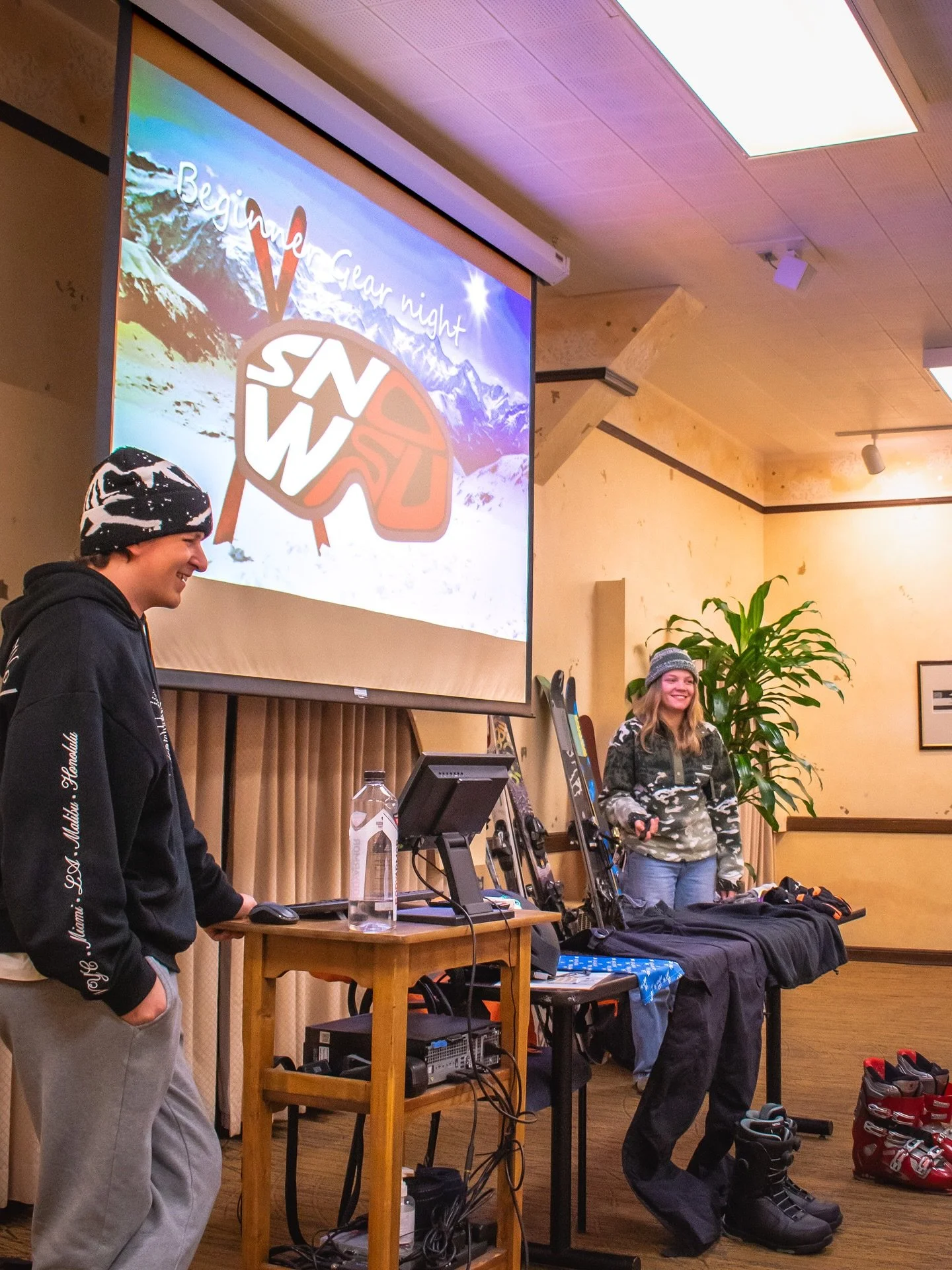 We are always excited to see the ski and snowboard community grow!!!

Thank you to everyone who came out to our Getting into Snow night this week! One of our main goals with snow.s.u is making snow sports as accessible to students as possible. We hop