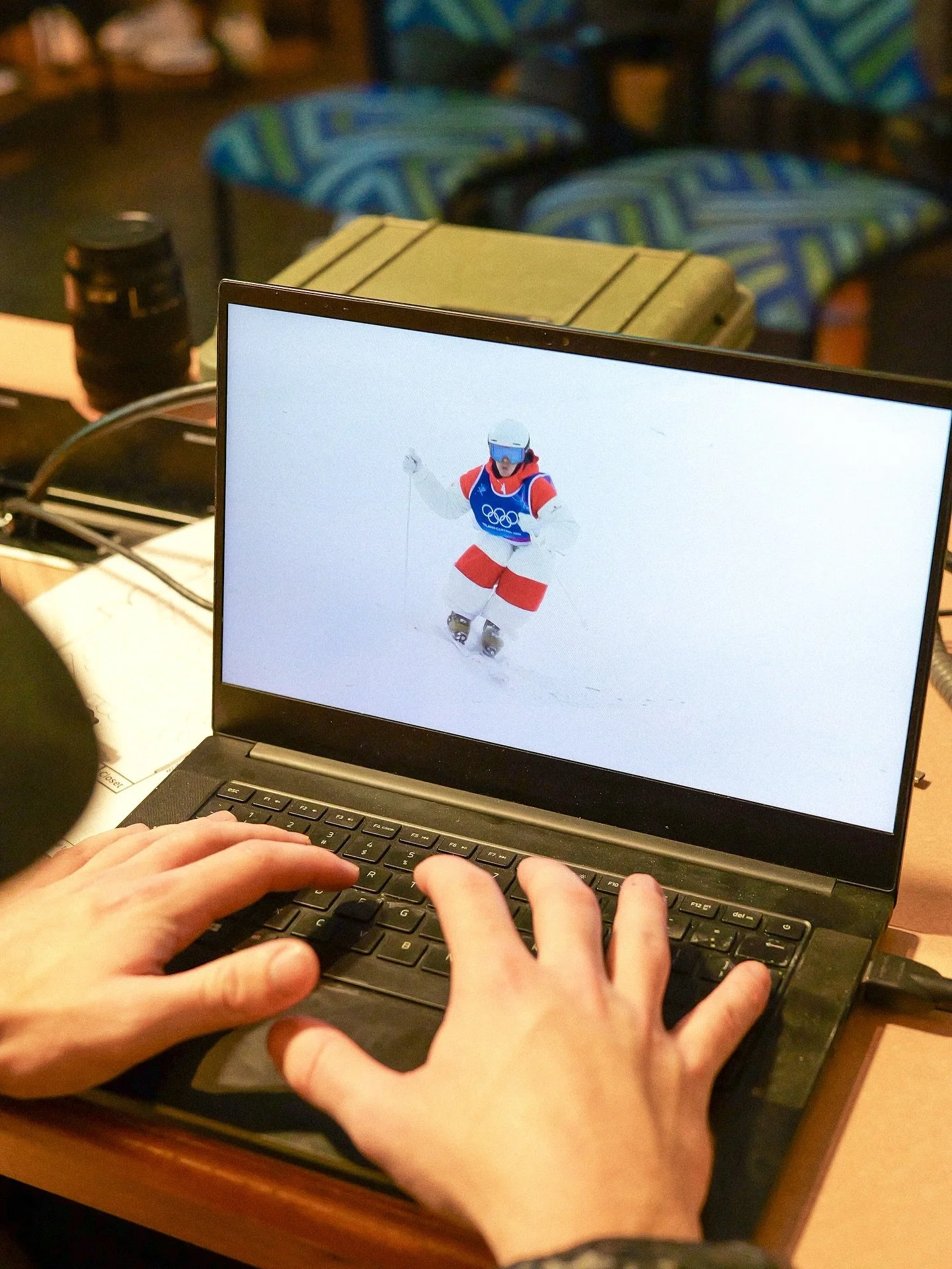 Gold medal 🥇 to everyone who showed up to the Olympics Watch Party!!!

We had a great time watching some highlights and getting back into the winter spirit now that we actually have snow coming. The pizza was nice too 😋.

Hope to see you all @skiho