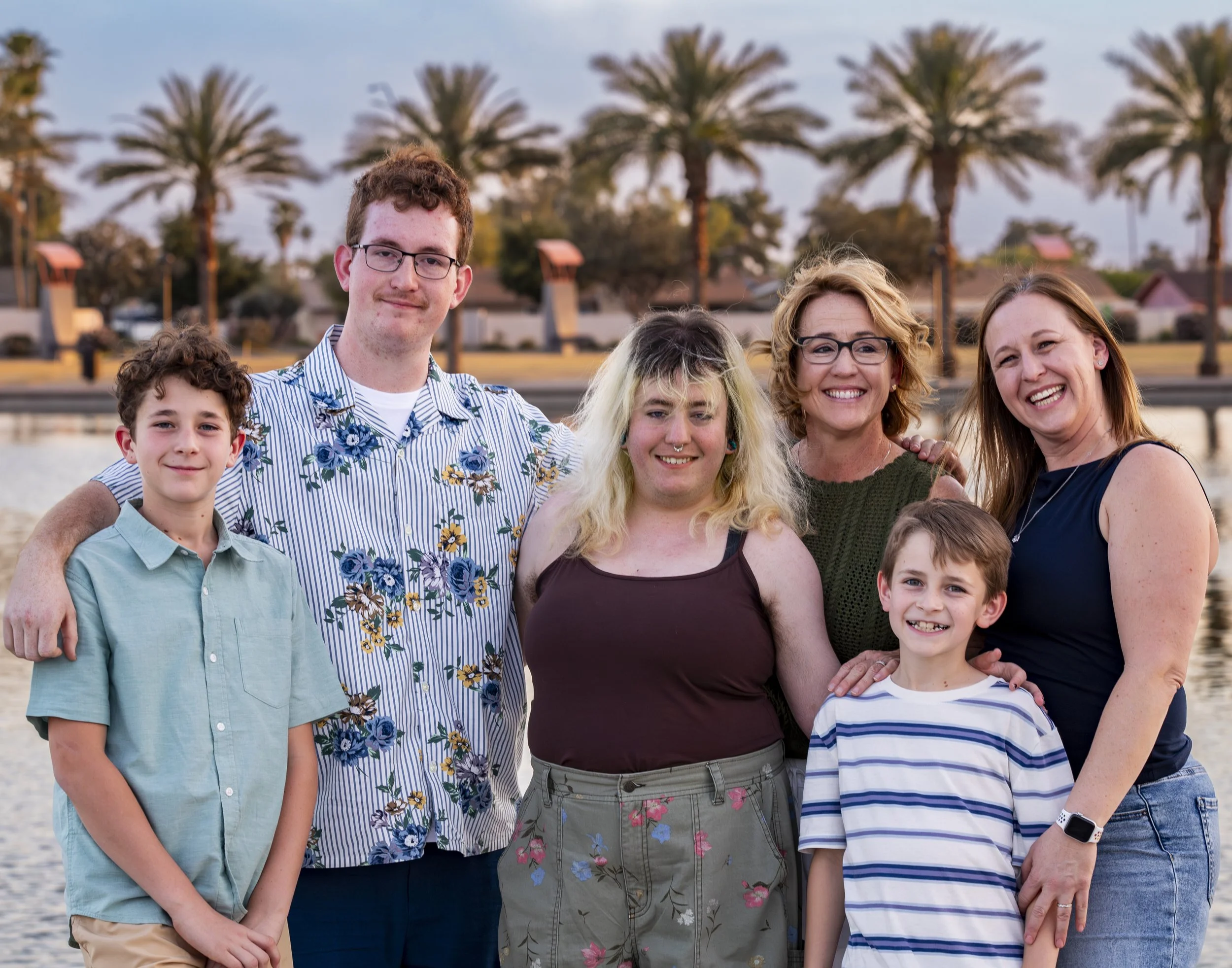 KymMil_CarsonFamily26-32.jpg