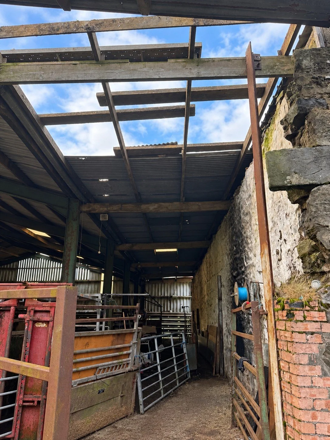 East Ren Farm Inside 3.jpg