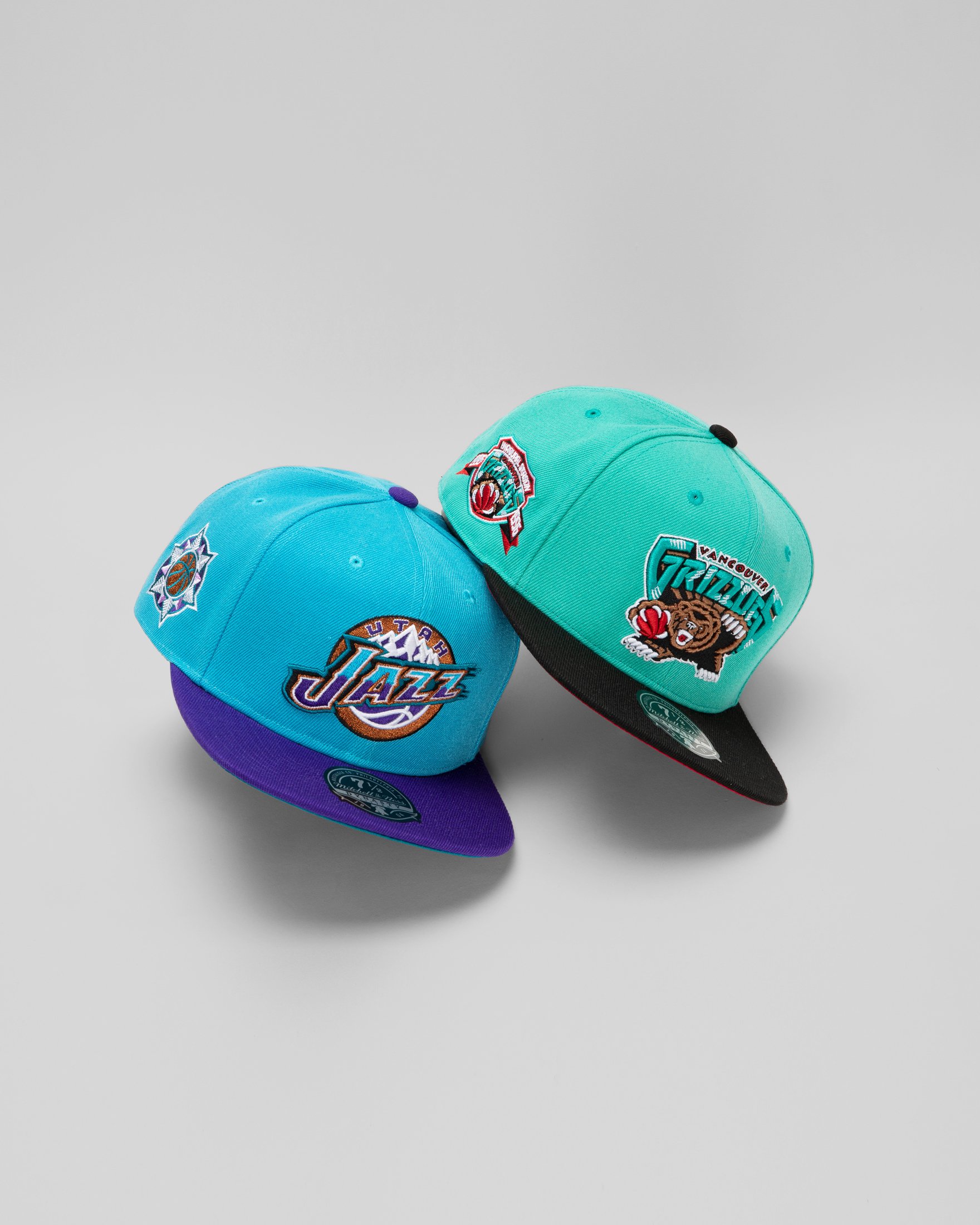 derek_bahn_Mitchell&Ness_077.jpg