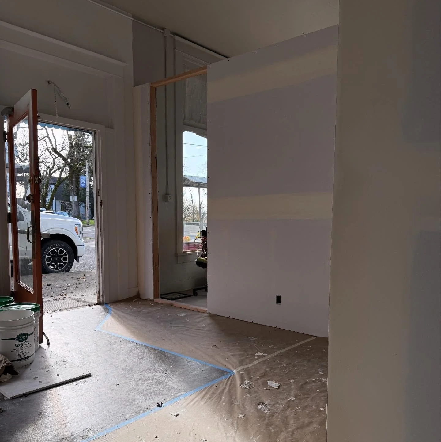 Natural light and big dreams. ✨