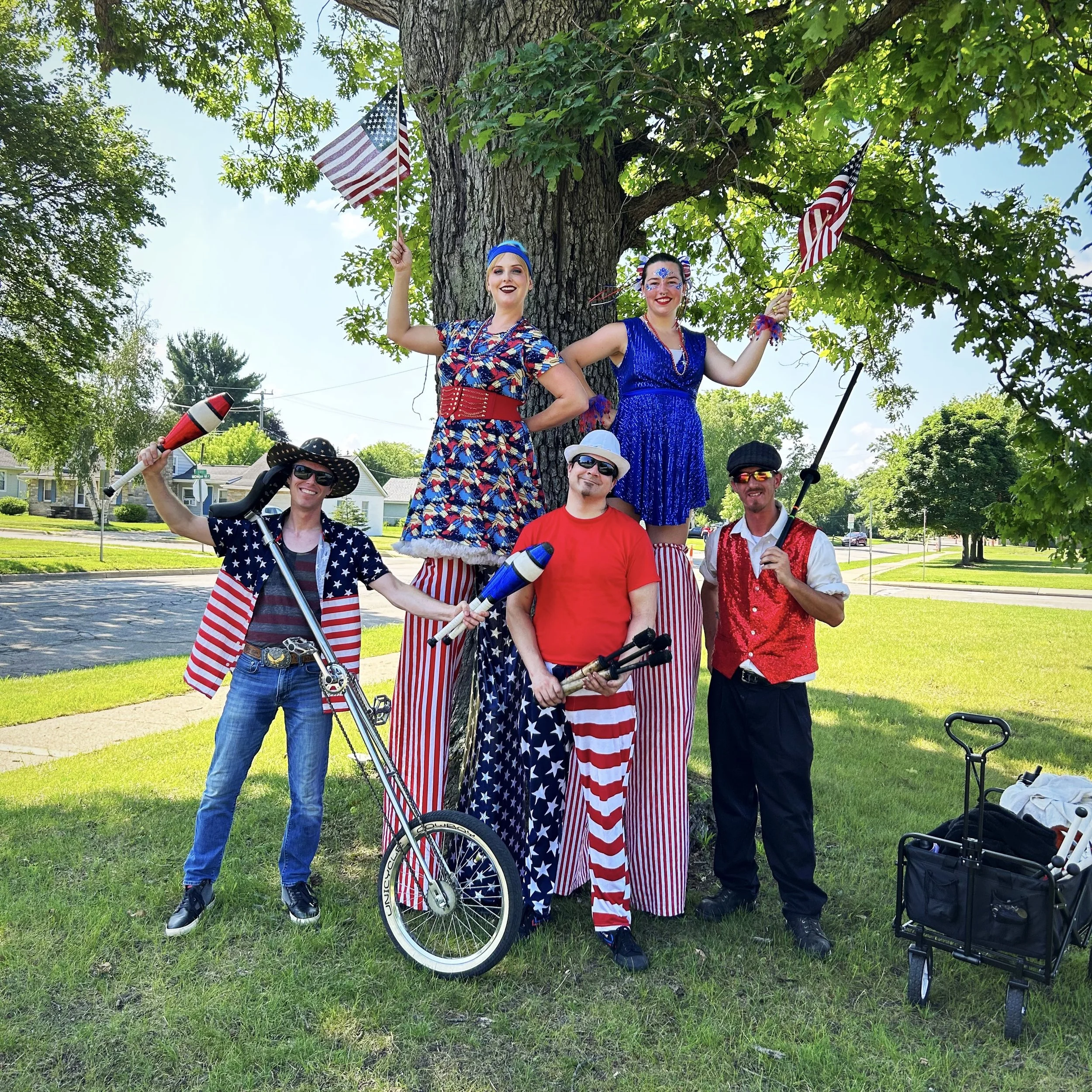 Hire a variety of entertainment for seasonal event, gala, wedding, parties, stilts, unicycling, magic, juggling, and more michigan