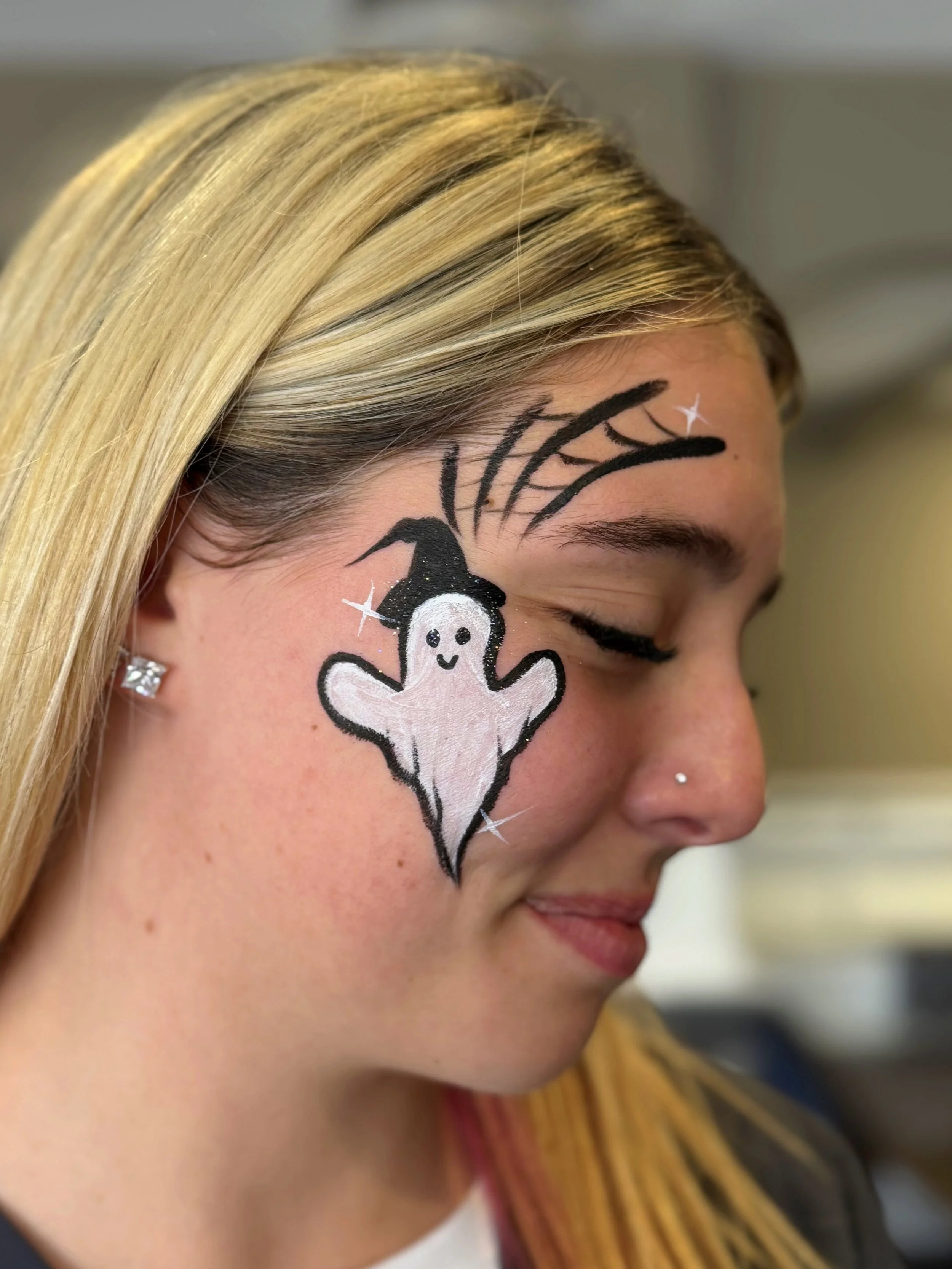 cute little ghost face painting