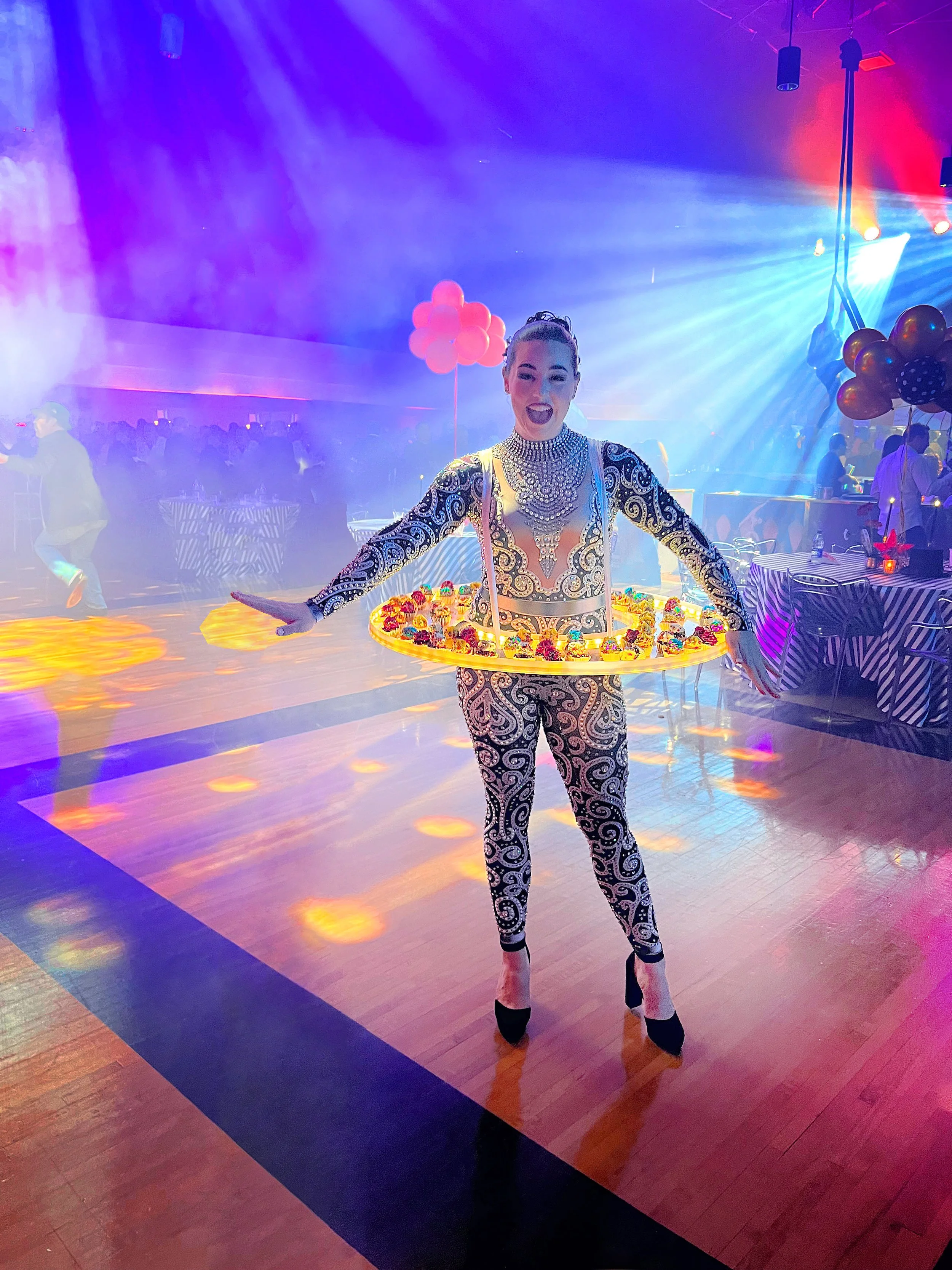 LED serving tray for party entertainment food serving appetizers or desserts