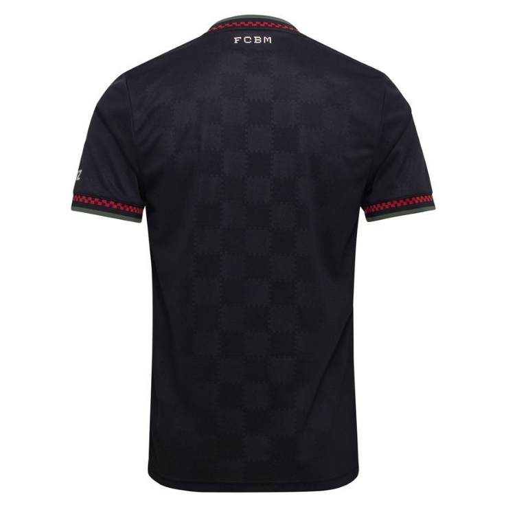 Bayern Munich Third 25.26 2.png