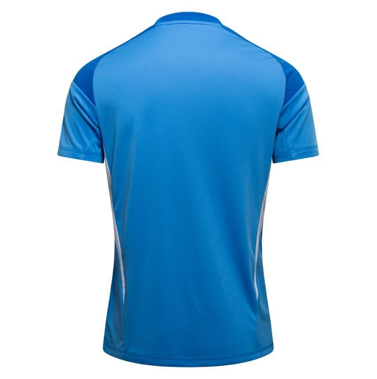 Real Madrid Goalkeeper 25.26 2.png