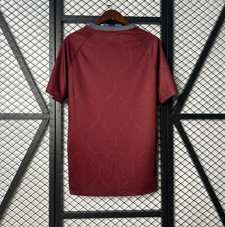 Sao Paulo Training burgundy 25.26 2.png