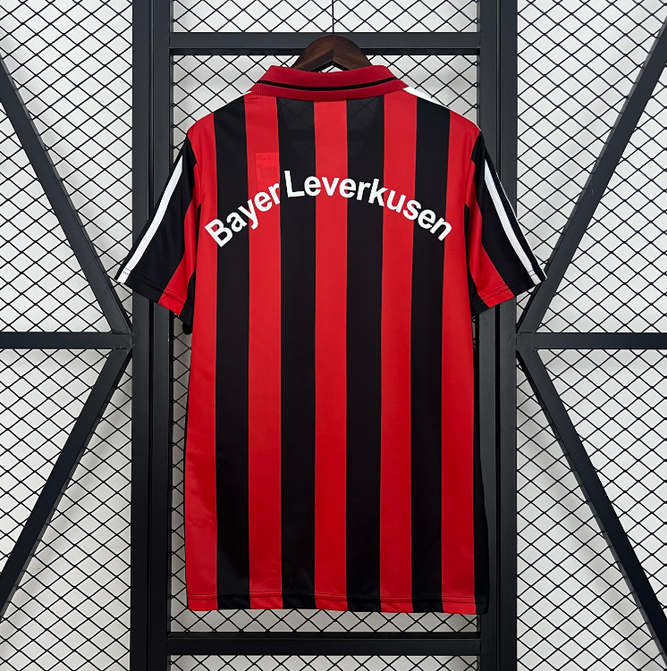 Bayer Leverkusen Retro Home 01.02 2.png