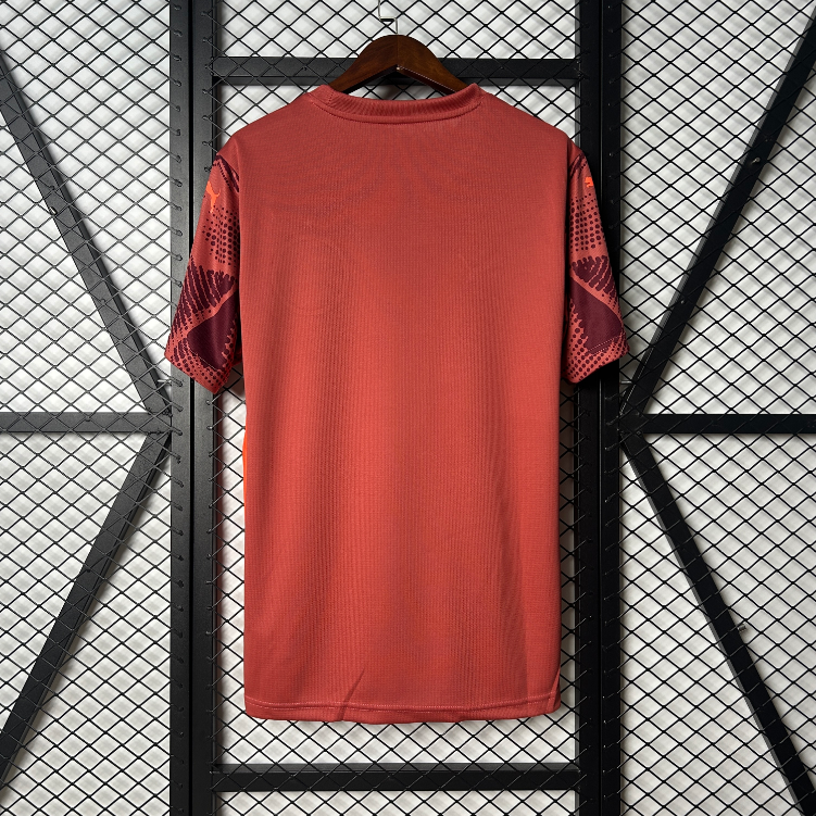 Palmeiras Goalkeeper red 25.26 2.png