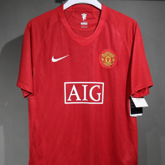 Manchester+United+Retro+Home+07.08+1.png