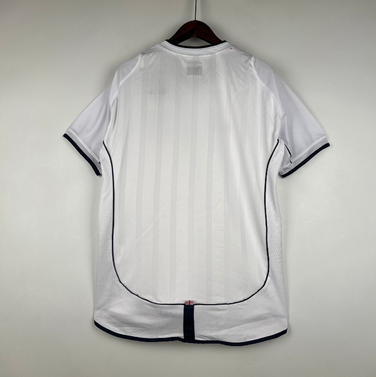England Retro Home 2002 2.png