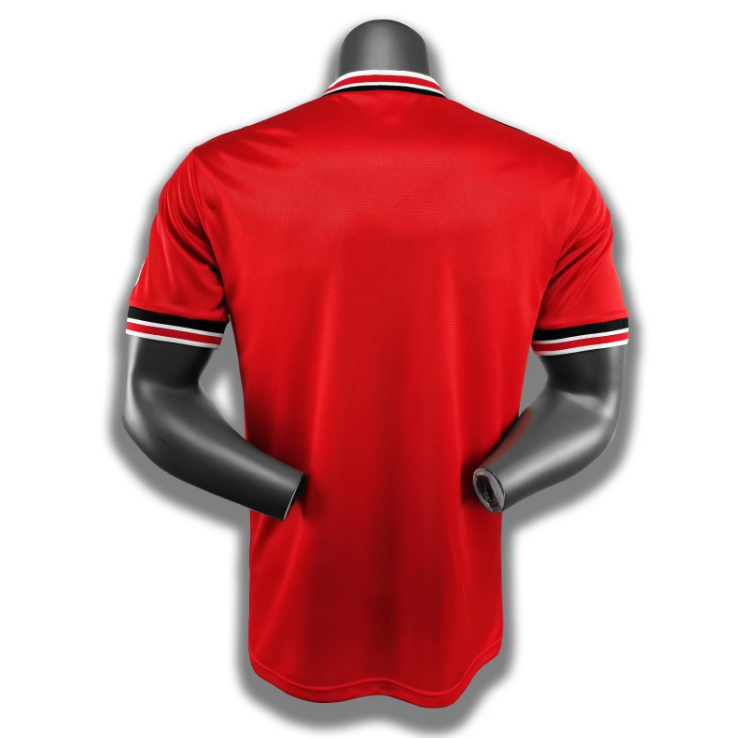 Manchester United Retro 84.86 2.png