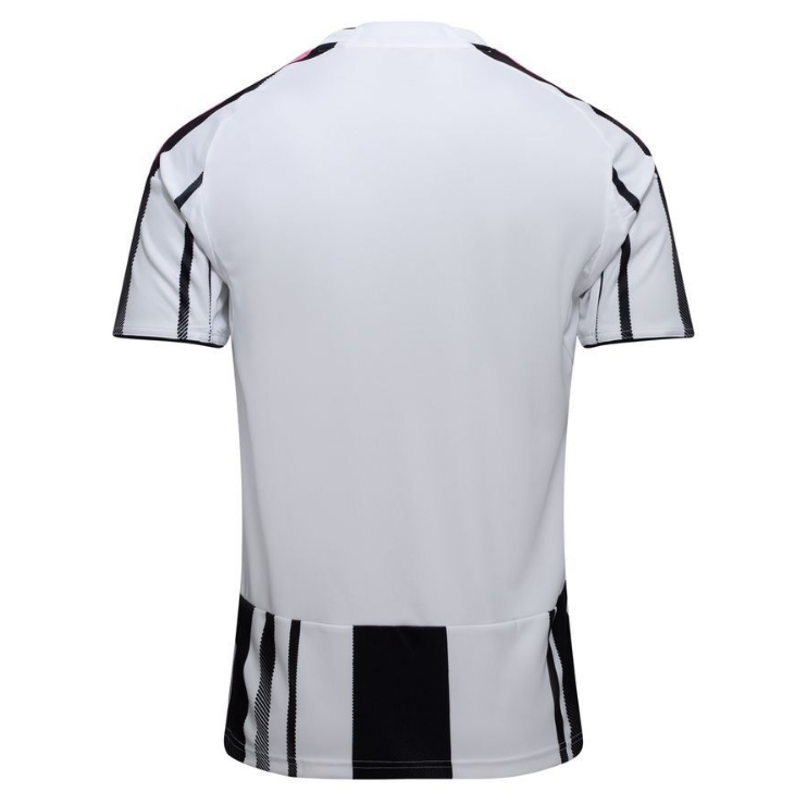 Juventus Home 25.26 2.png