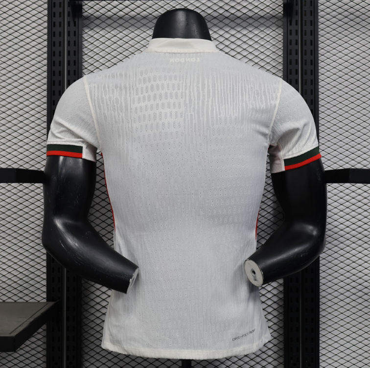 Chelsea Away 25.26 2.png