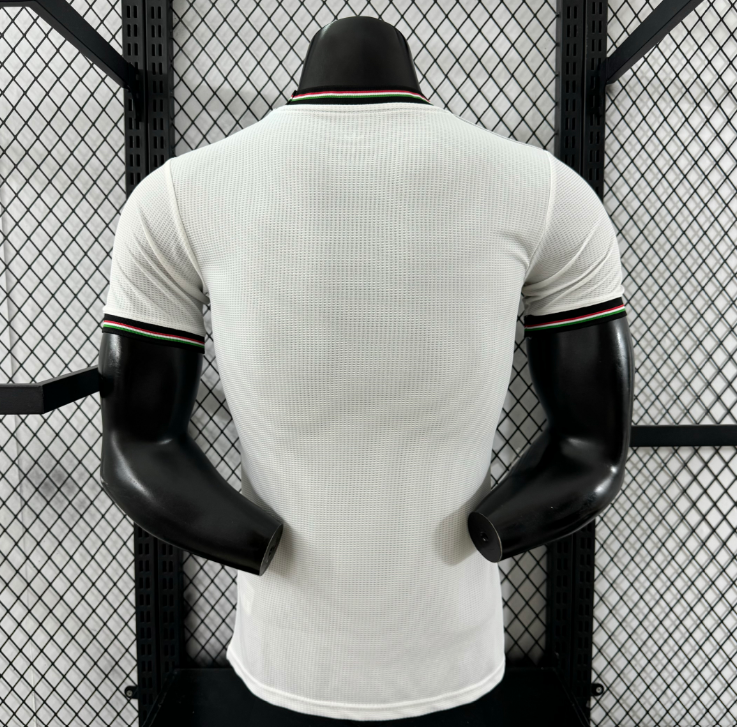 Juventus Training 25.26 2.png