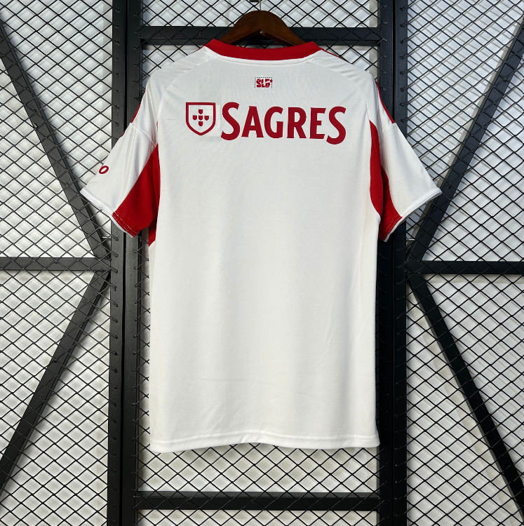 Benfica Third 25.26 2.png