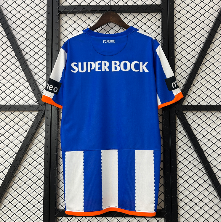 Porto Retro Home 10.11 2.png