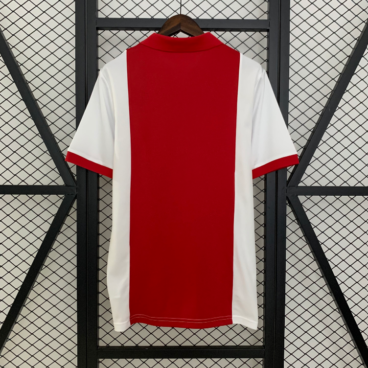 Ajax Commemorative Edition 25.26 2.png