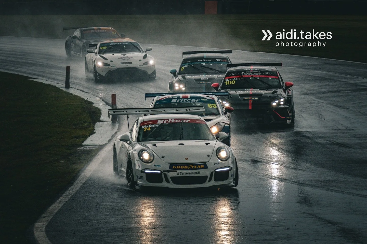 🌧️⛔️ Rain. Red flag. Relentless racing. @britcarendurancechampionship @snettertonofficial had it all, only the skilled thrived in these conditions. 🏁🔥

#Britcar #EnduranceRacing #Snetterton #MotorsportUK #RedFlag #RainRace #RaceWeekend #TrackActio