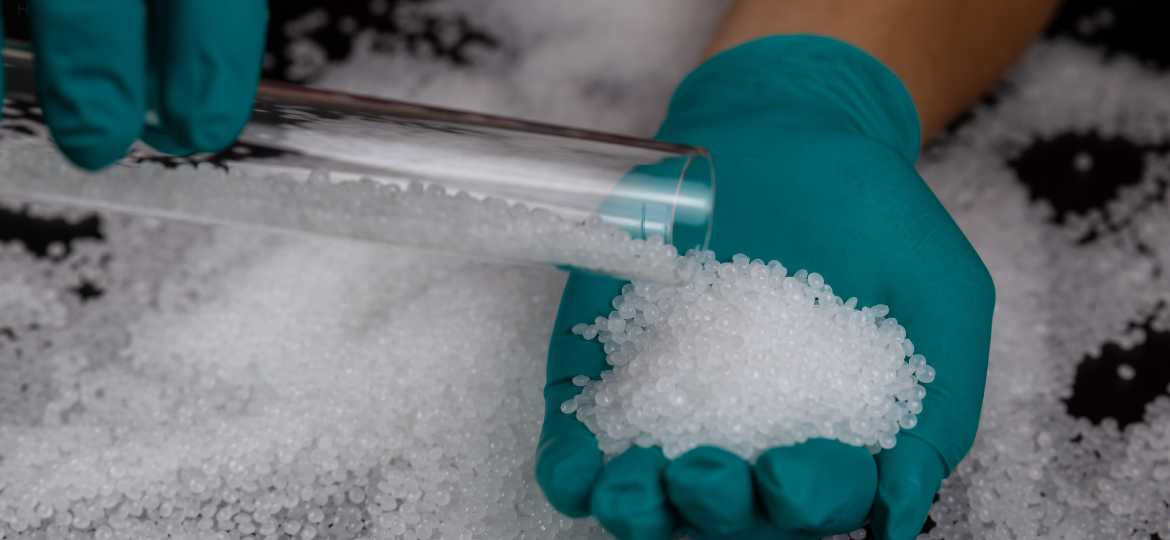 Decommissioning of mixed-media industrial equipment and opportunities for plastic waste upcycling and recycling in Australia