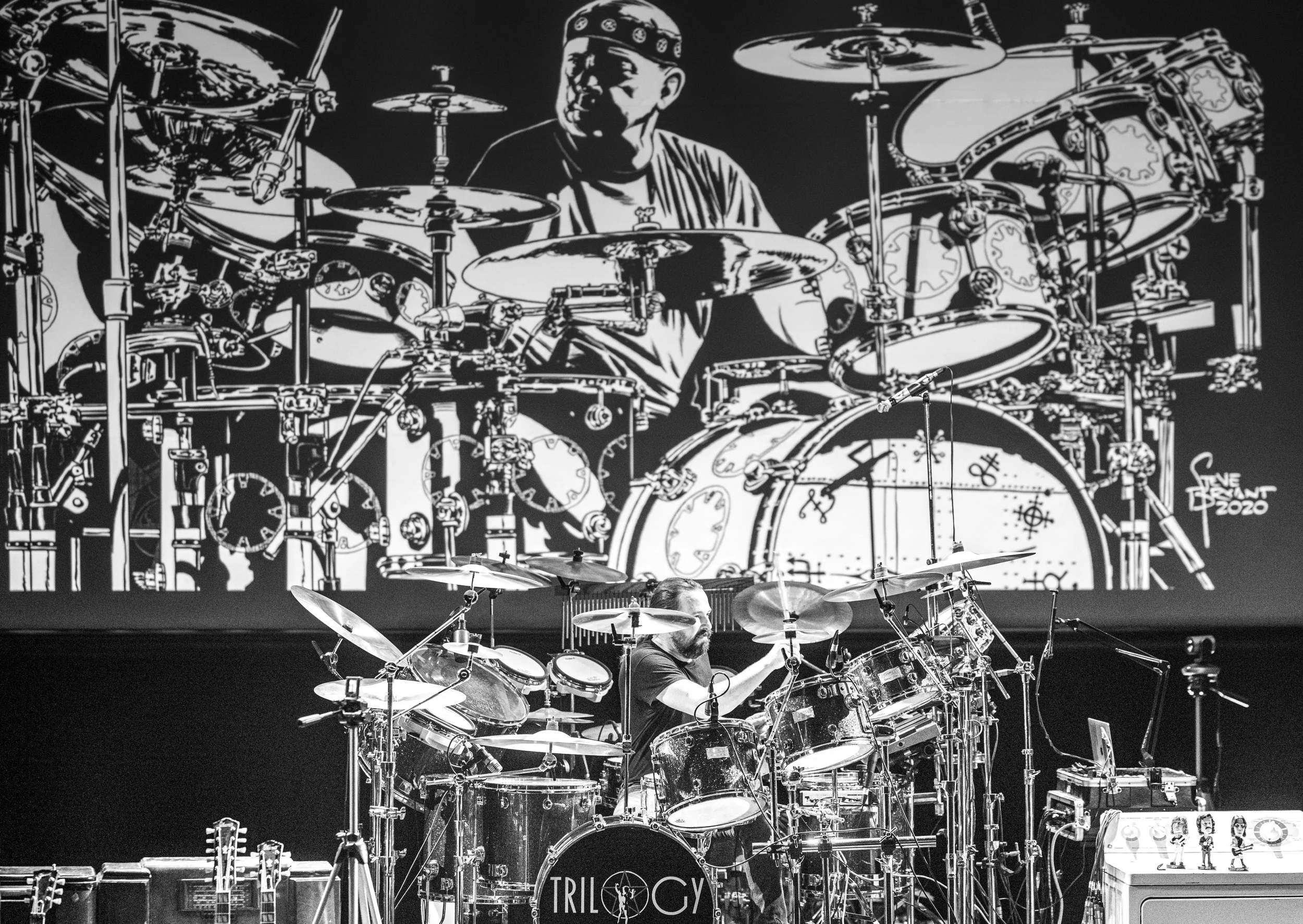 Pat jean solo petite.jpg