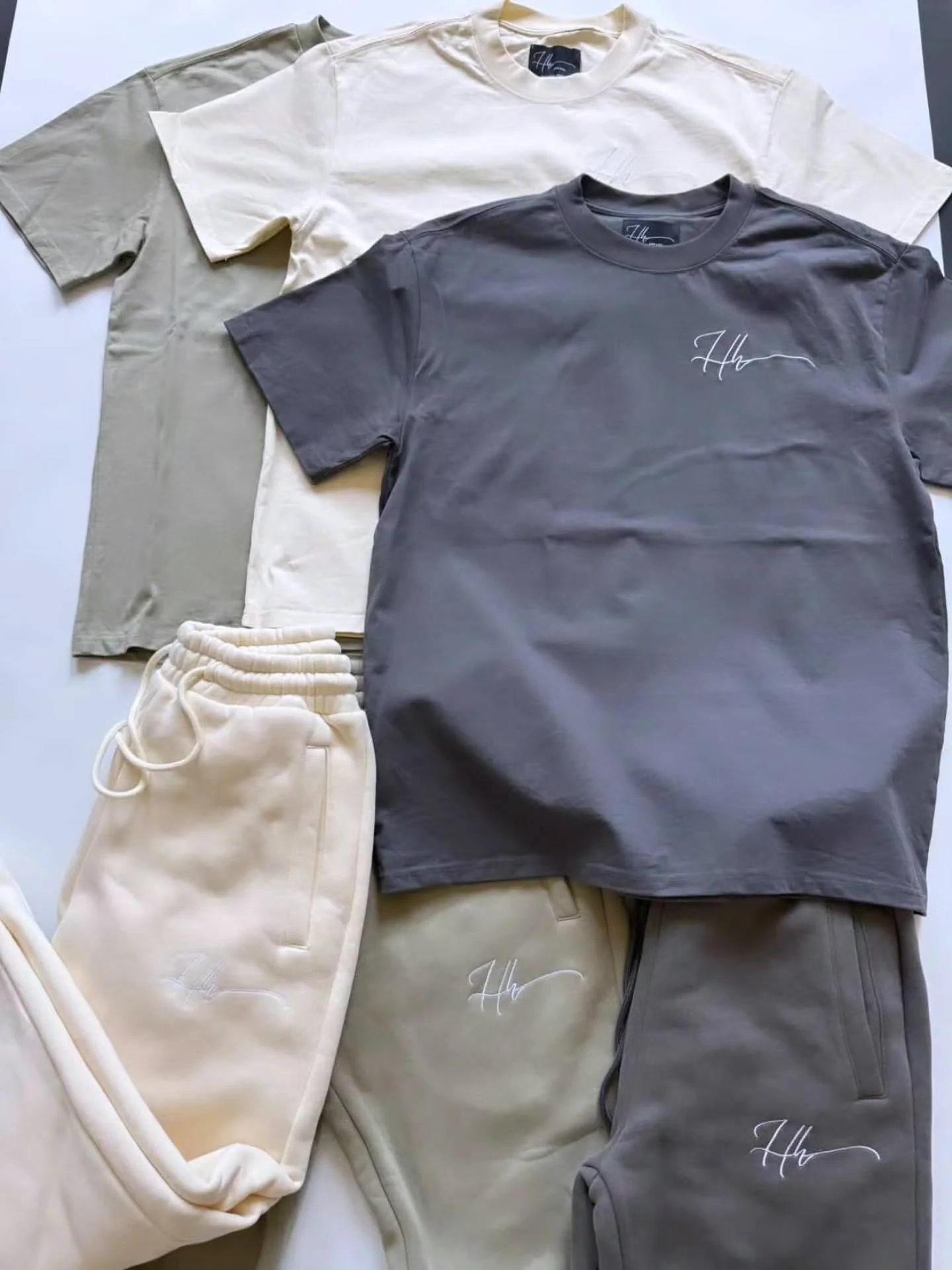 Once you put it on, you won&rsquo;t want to take it off.
Shop Hoodie Hoo 🦉