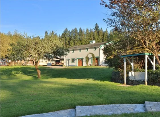 outside-winery.jpg