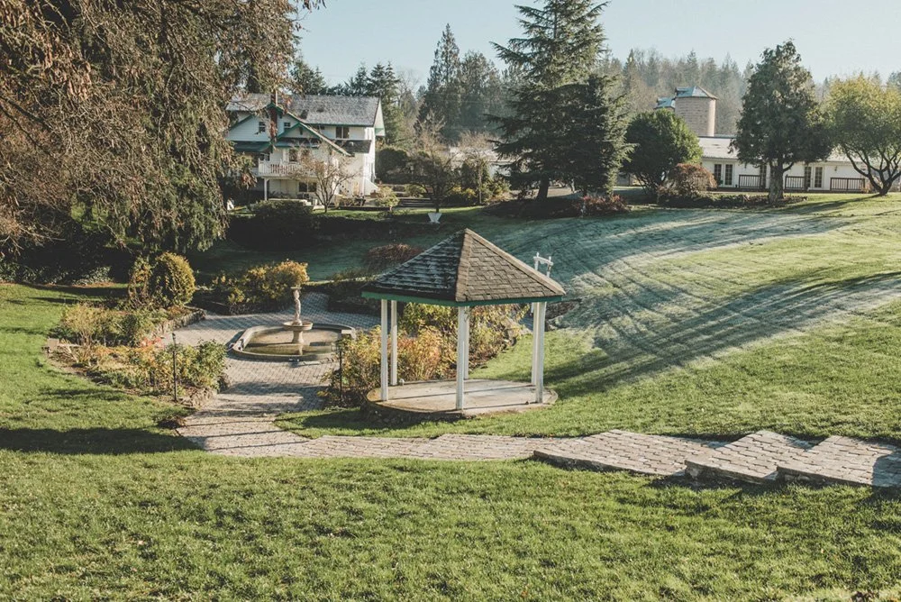 Plein Air Oil Painting @ Alveare Winery | 9/13, 12:30pm - 4:30pm (Age 21+))