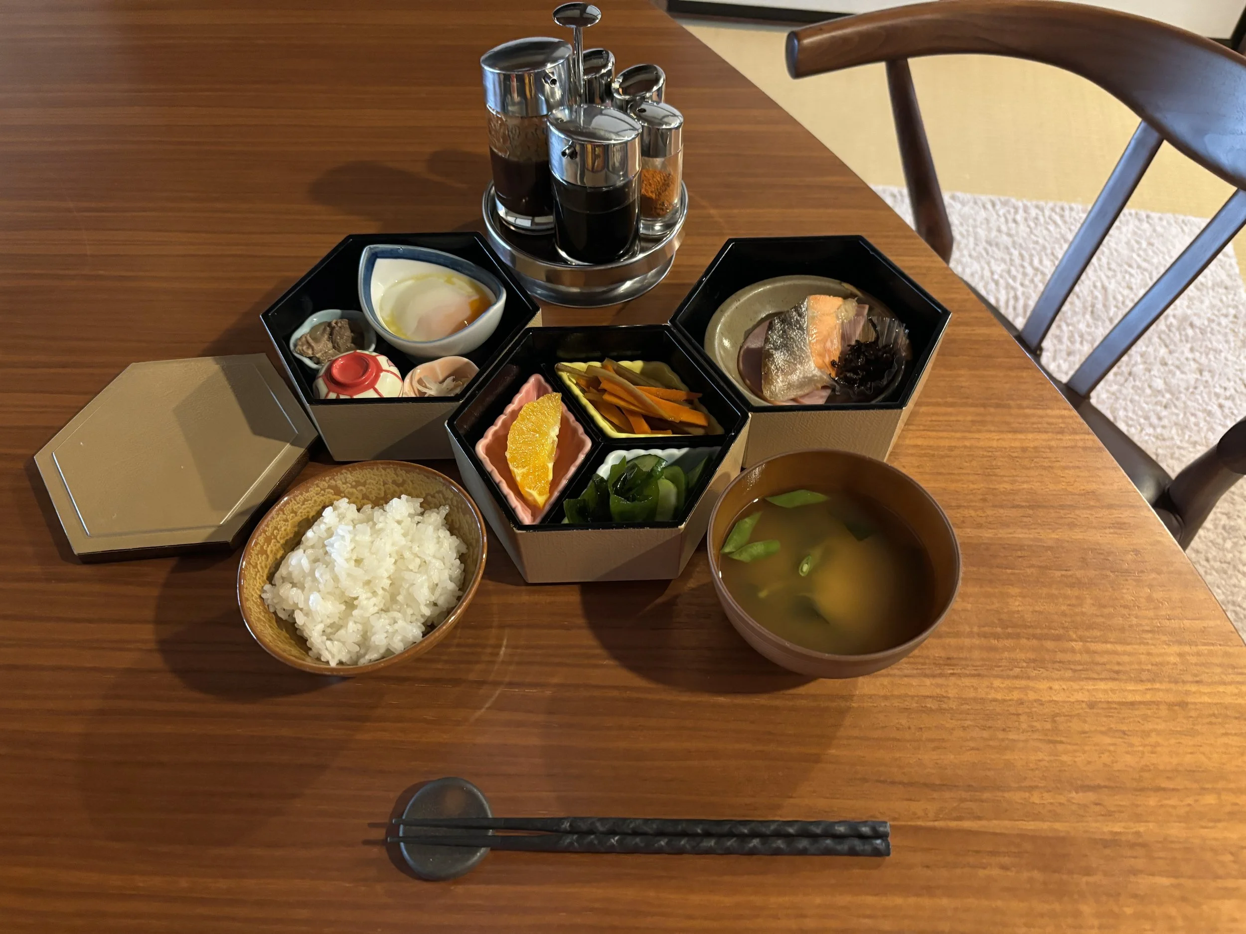 iizukatei breakfast.JPG.jpg