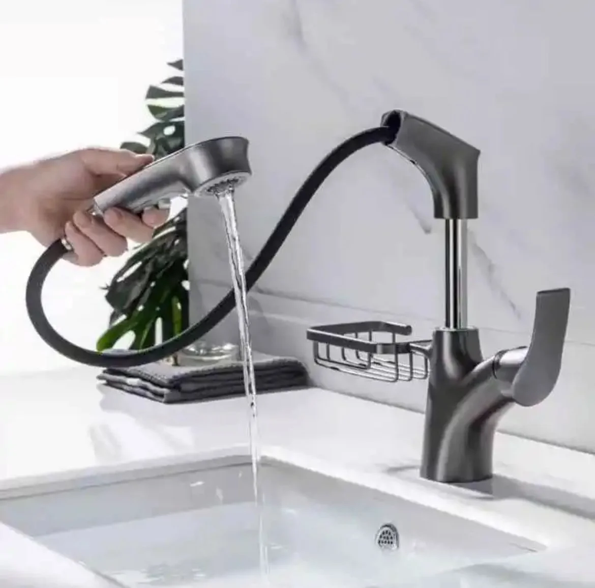 pull down faucet Matte gray