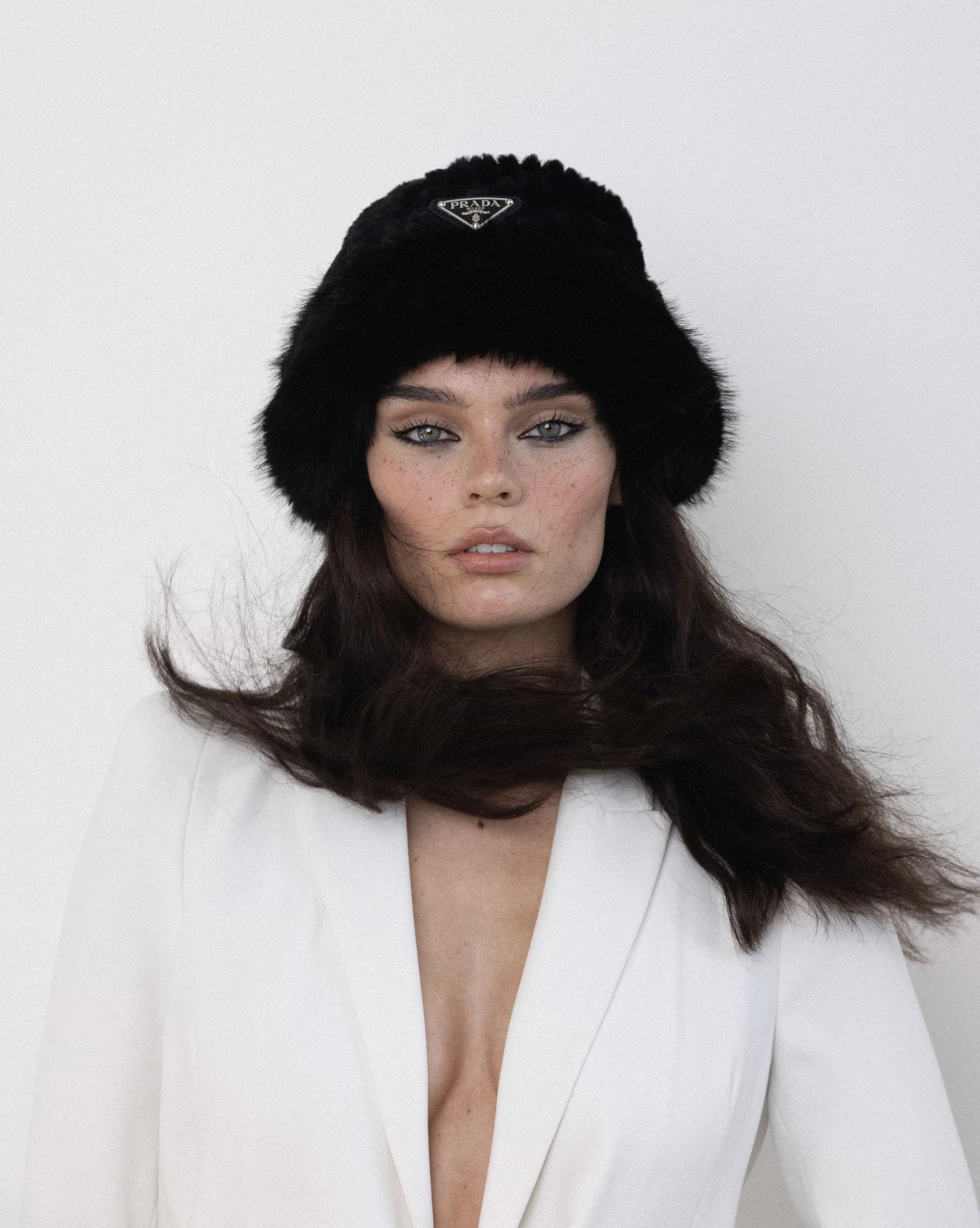 66c3d9d9230fda3fe3d1ff6f_ELIZA_11-min-min-min (2)-p-3200.jpg