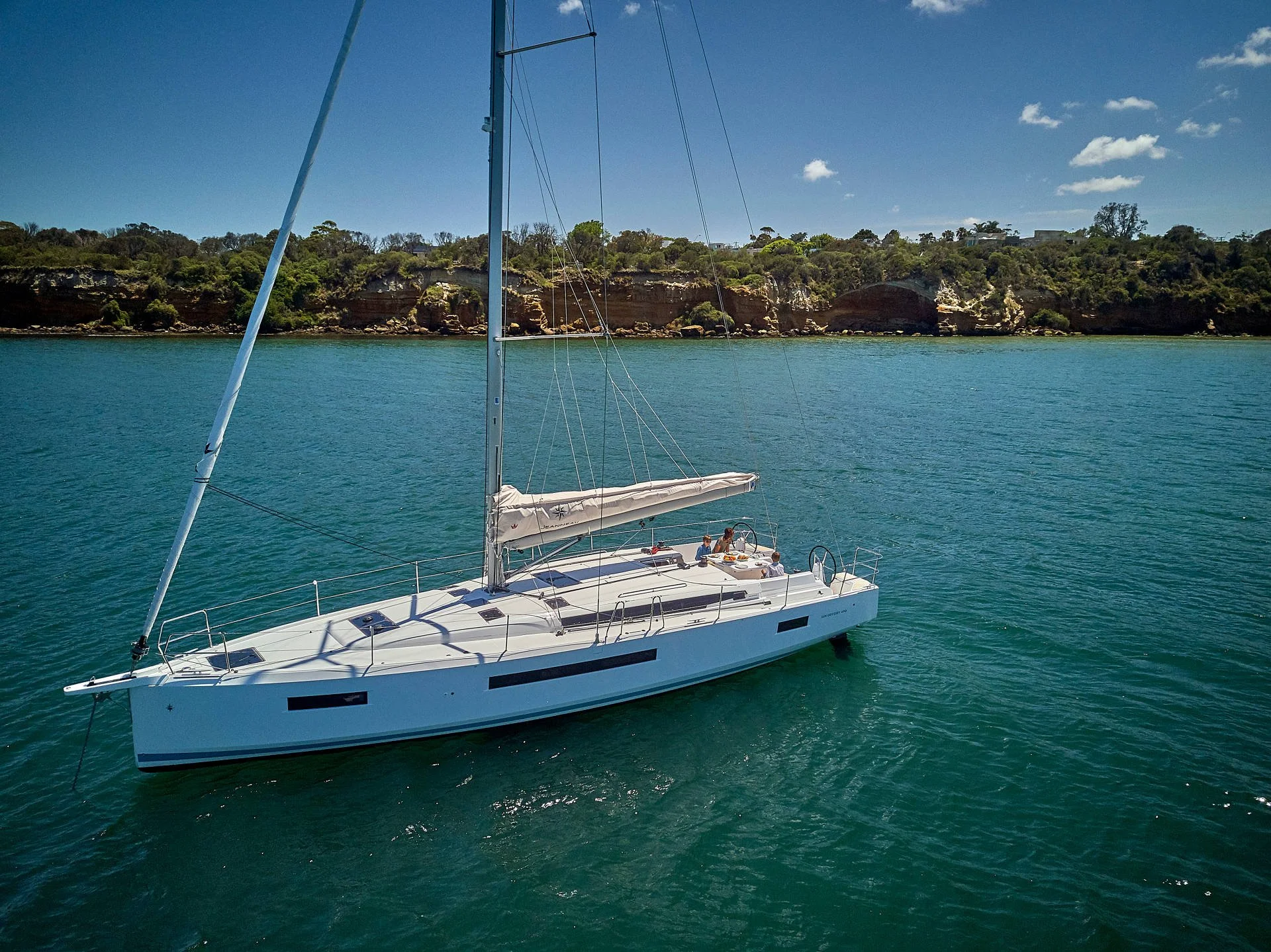 jeanneau-sun-odyssey-490.jpg