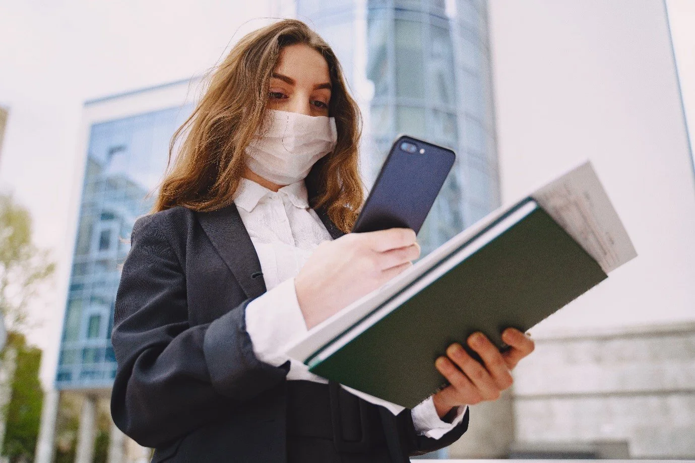 Emergency Mobile Notary San Fernando Valley: When Do You Need Same-Day Notarization?