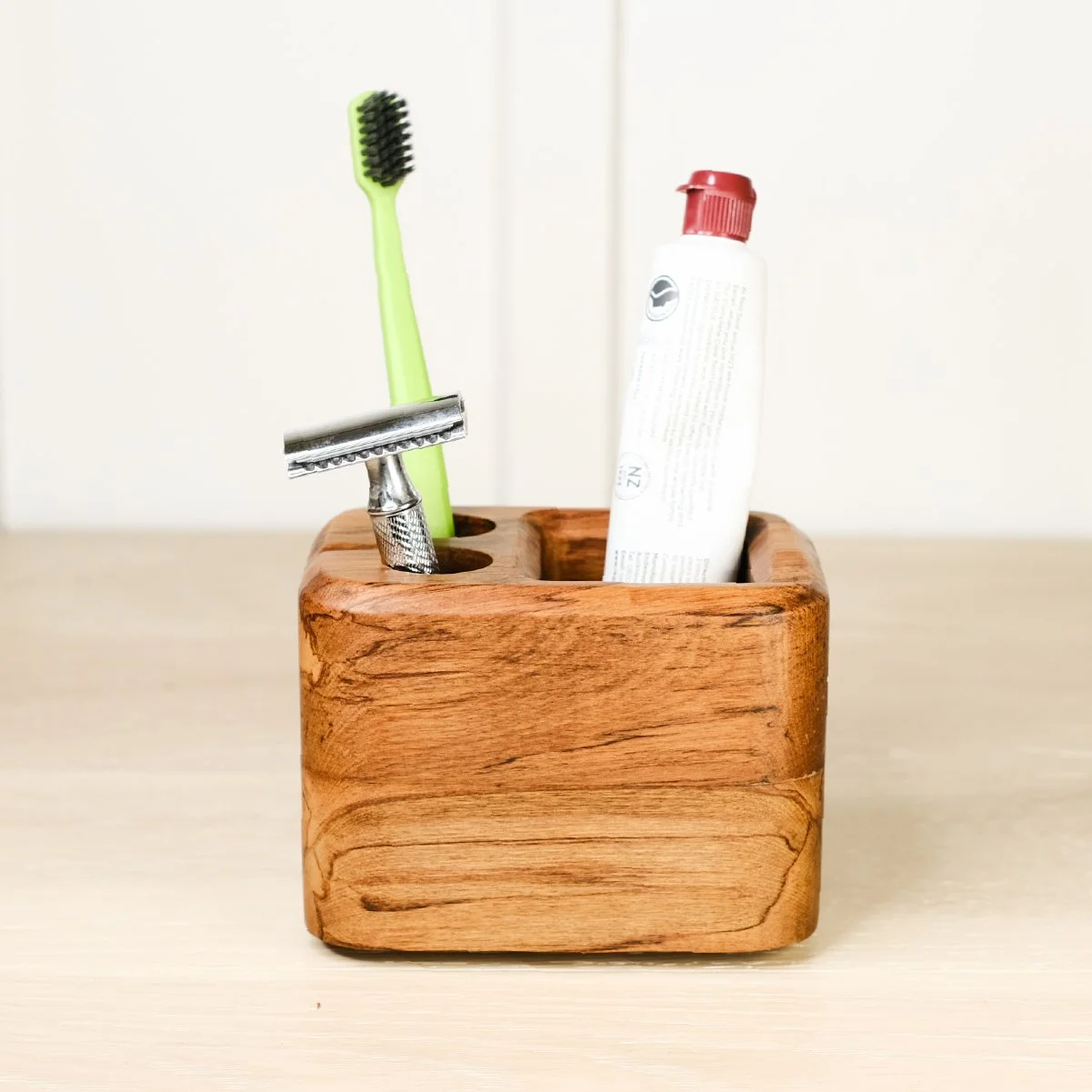 Mataī Bathroom Caddy