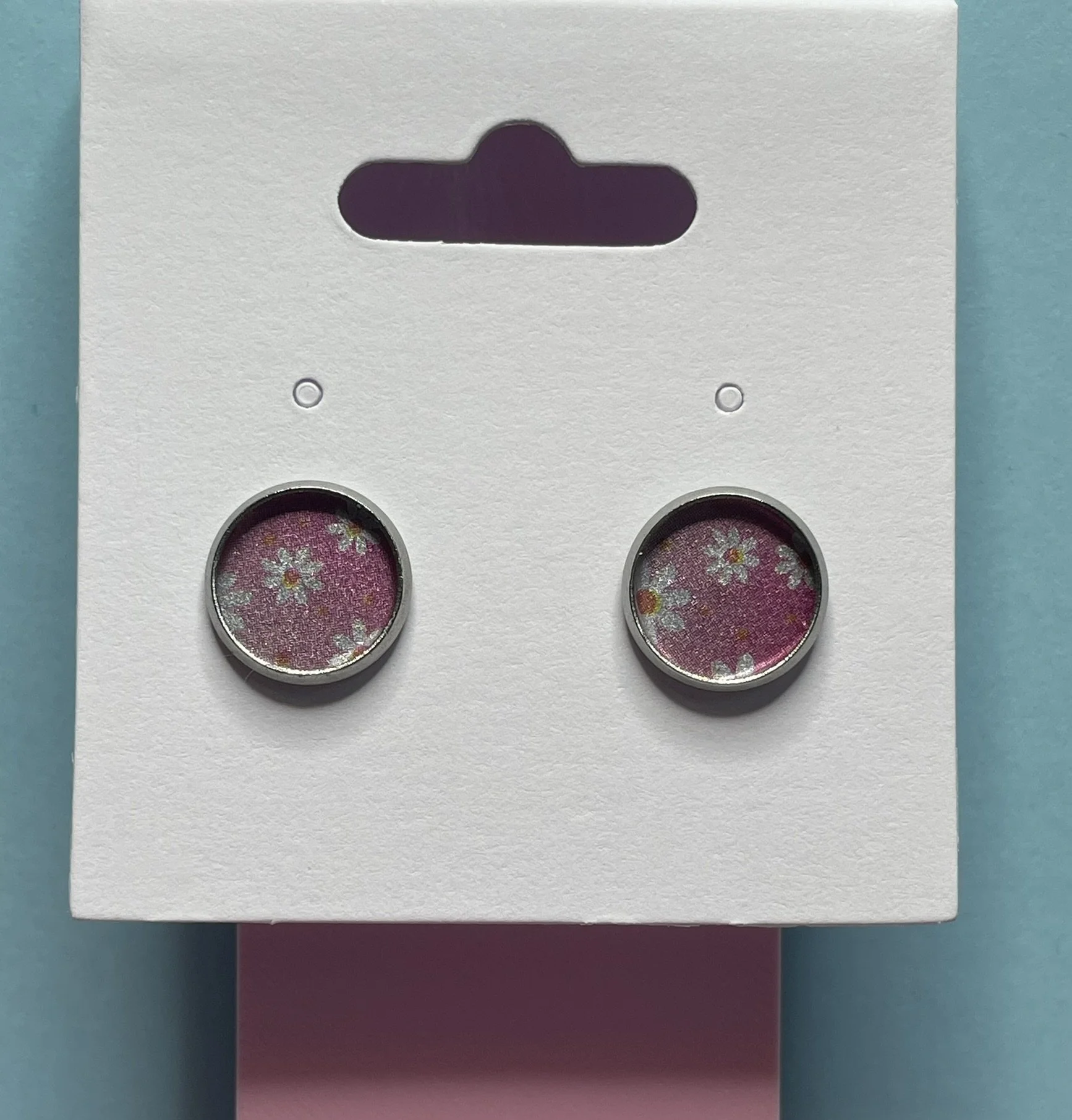 Pink with White Flowers Circle Post
