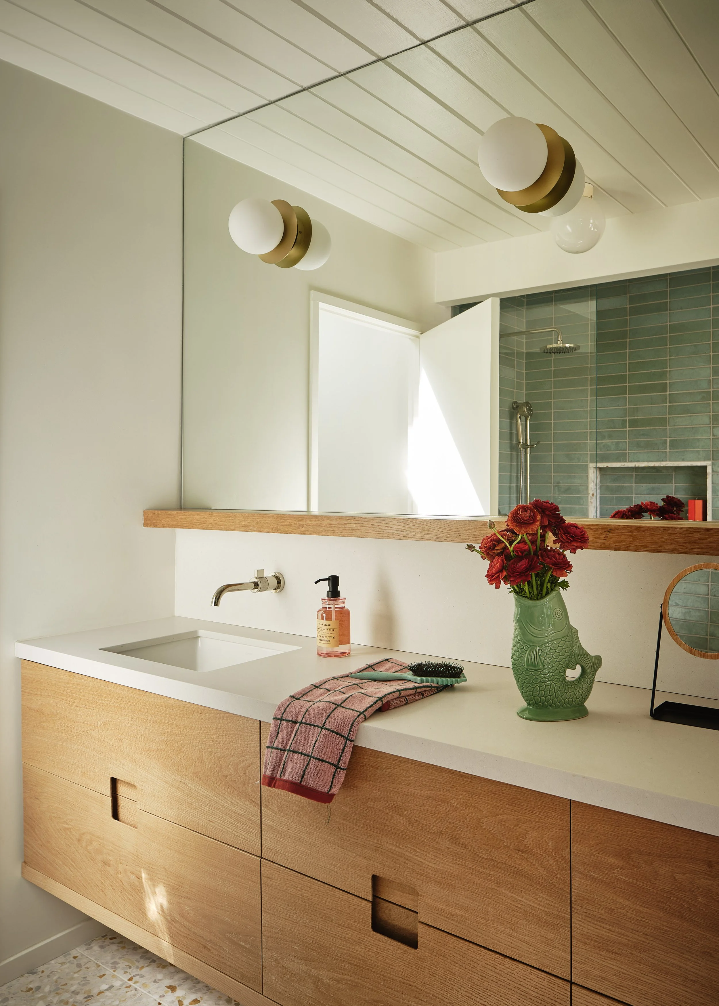 130Ward_GBath_03.jpg