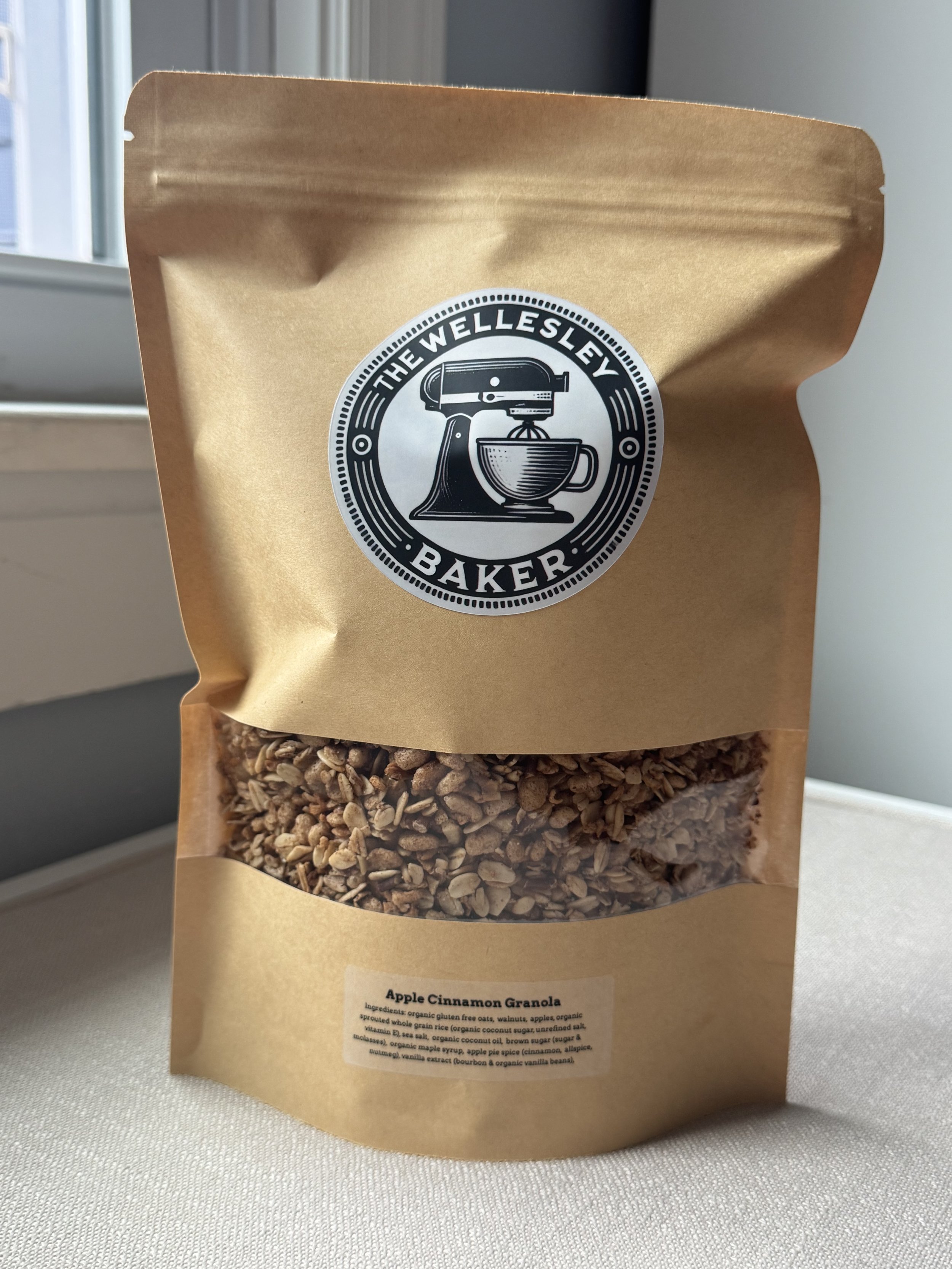 Apple Cinnamon Granola