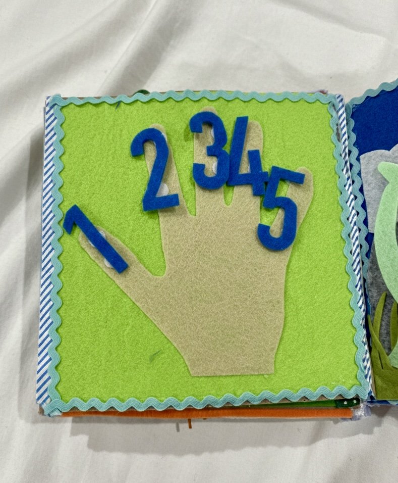 Educational Felt Book, Baby Sensory, Handmade, Personalised, Custom, Sensory Experiences, Fine Motor, Baby Gift, Toddler Gift, Unique Gift, Handmade