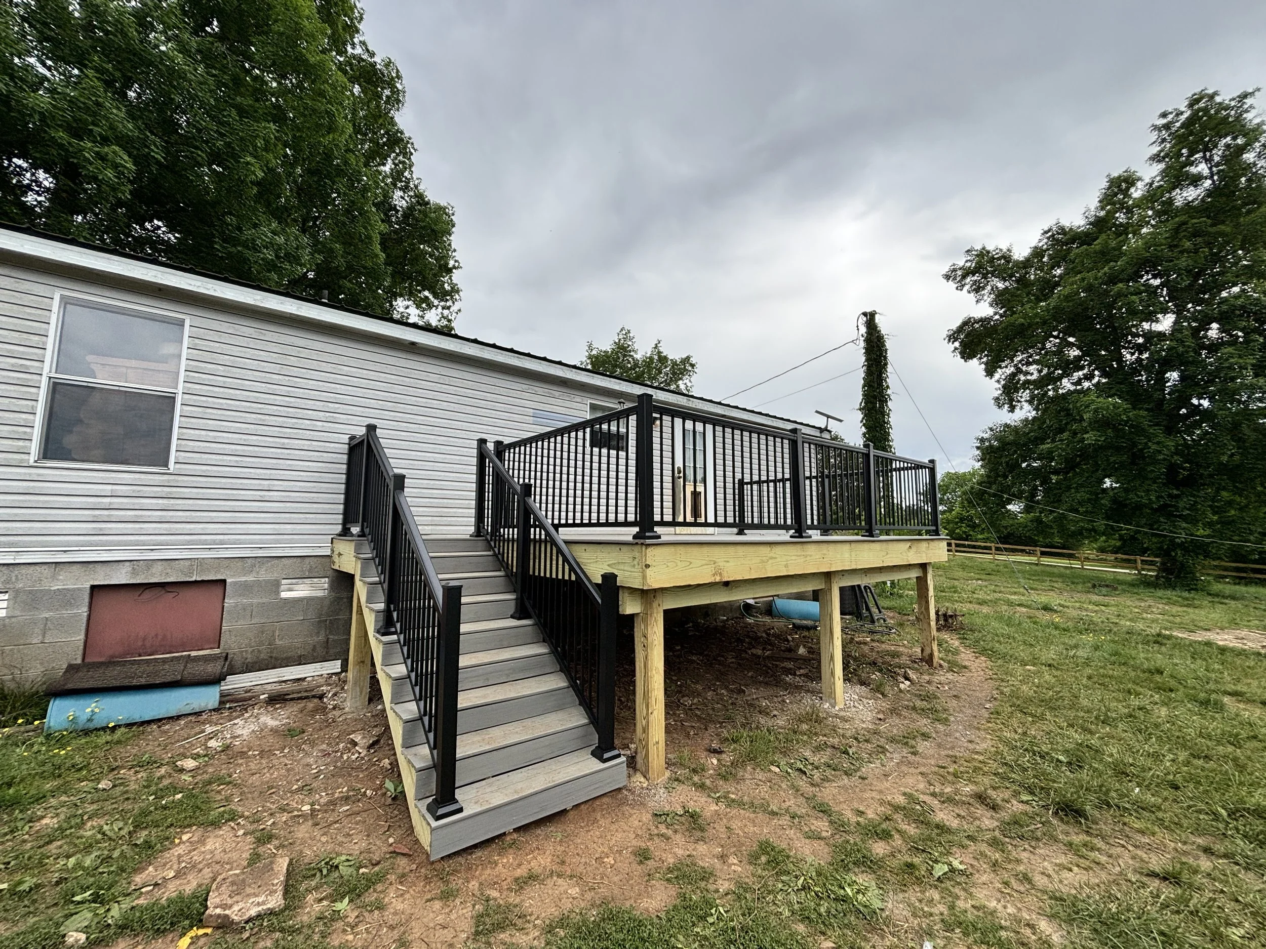 Custom composite deck installation by Henning Construction in Middle Tennessee