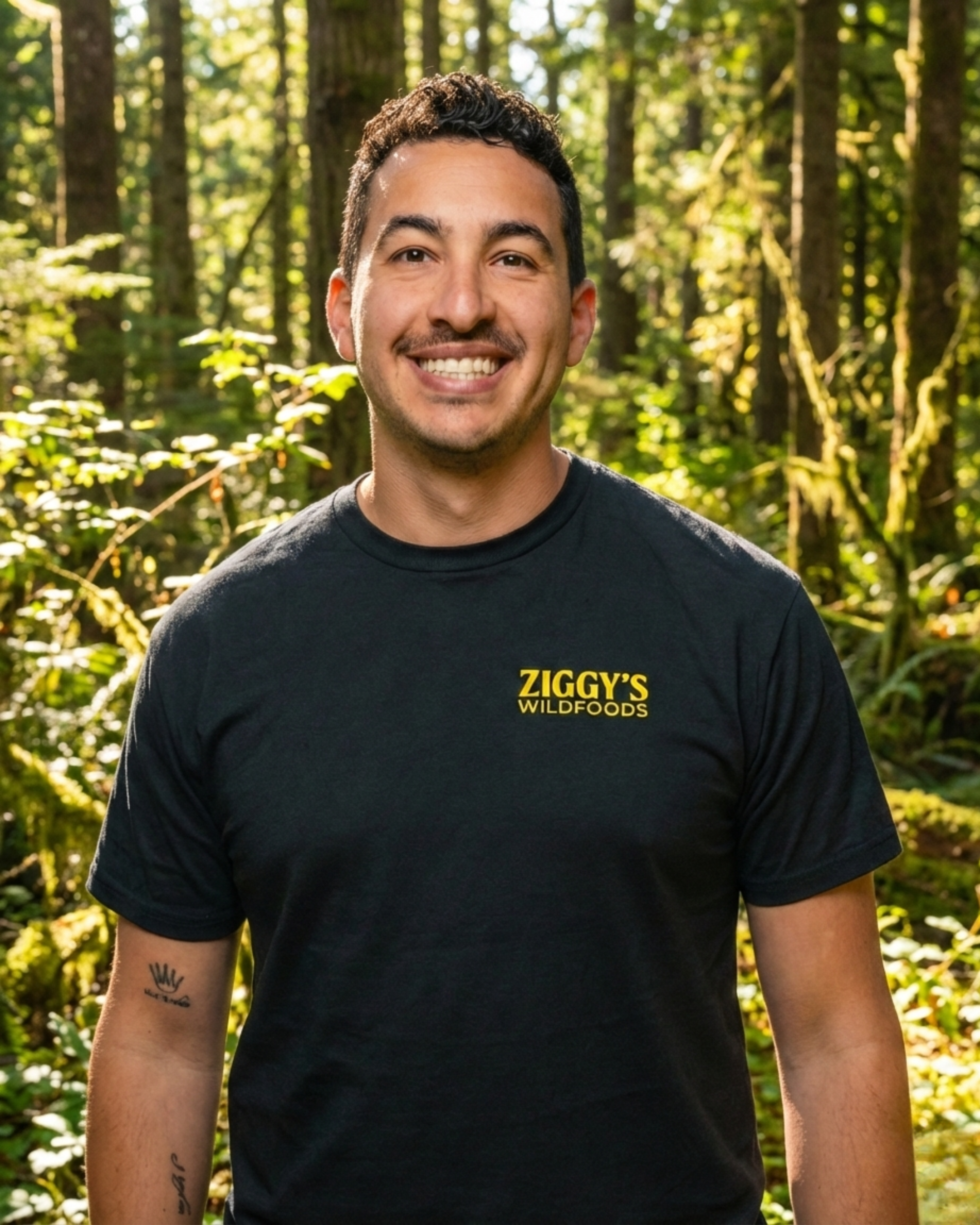 Gabriel Gutnik headshot.png