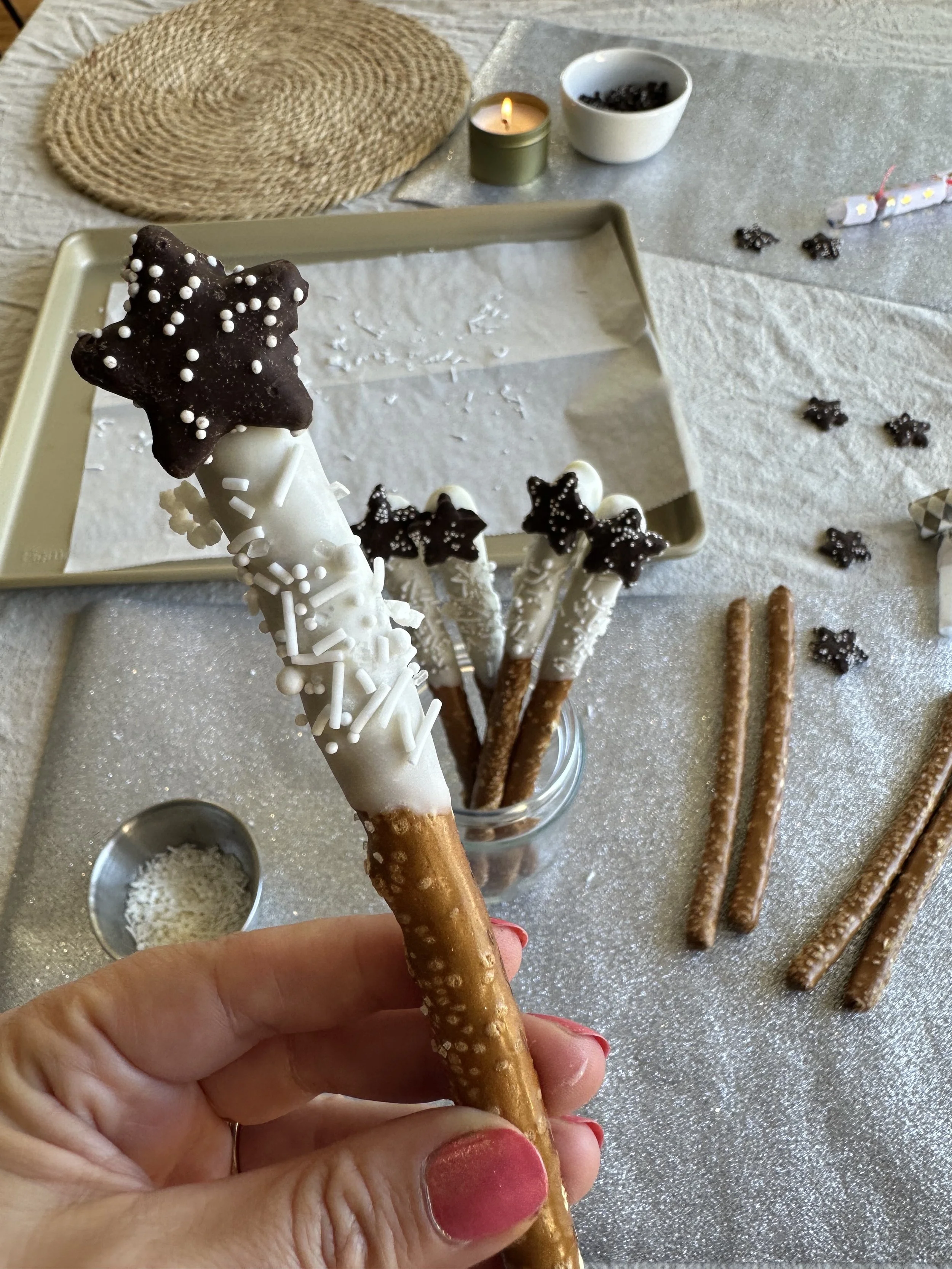 pretzel sparklers 2.jpg