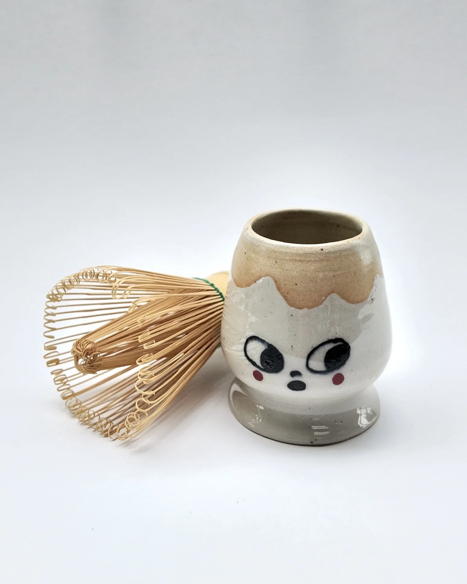 Snowy Mountain Side-Eye Matcha Whisk Holder