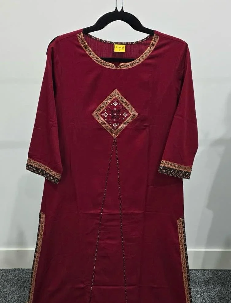 Modern cut Kurti-Pant set